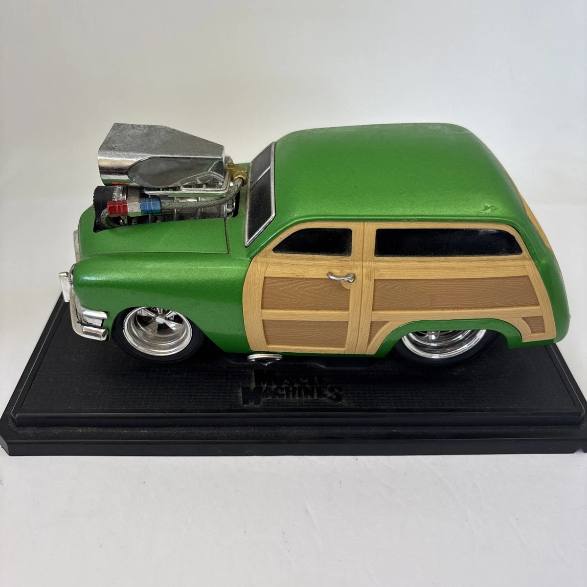 Muscle Machines Ford 1:18 Scale Diecast Cars, Trucks & Vans for