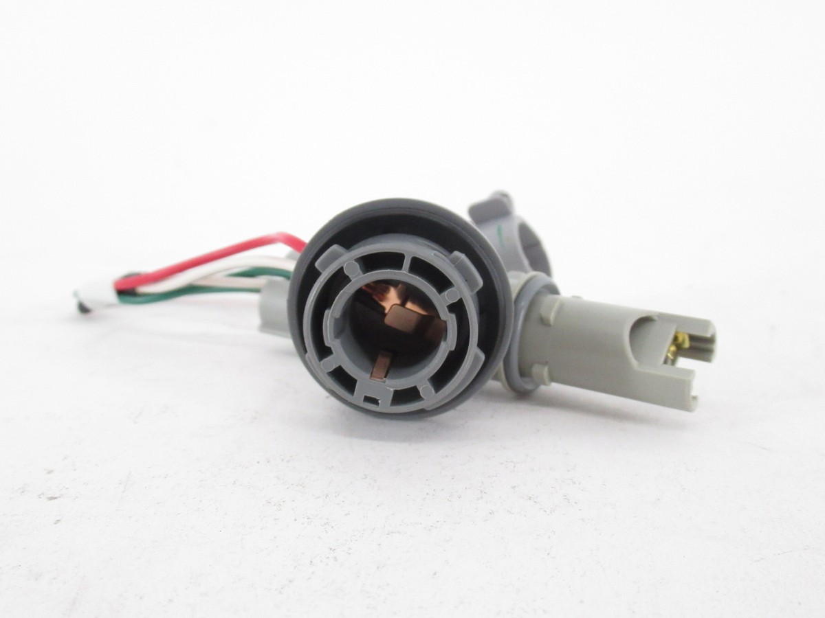 Genuine OEM Toyota 81125-35440 Right Front Headlight Wiring Genuine OEM Toyota 81125-35440 Right Front Headlight Wiring