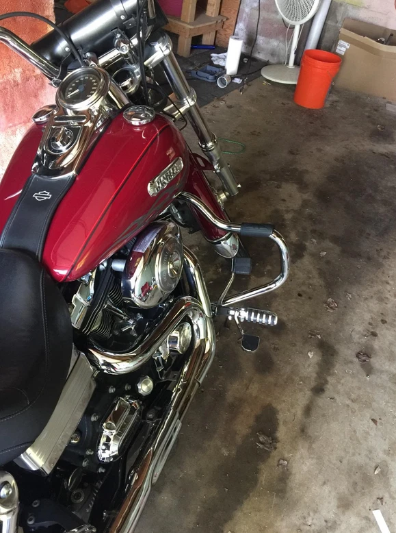 Barra de choque de protección de motor de carretera cromada para Harley Fatboy Heritage Softail FLSTSB Foto 3 de 4