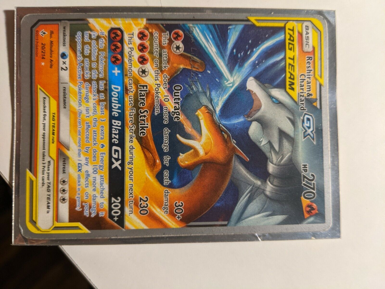 Reshiram e Charizard-GX, Elos Inquebráveis, Banco de Dados de Cards do  Estampas Ilustradas