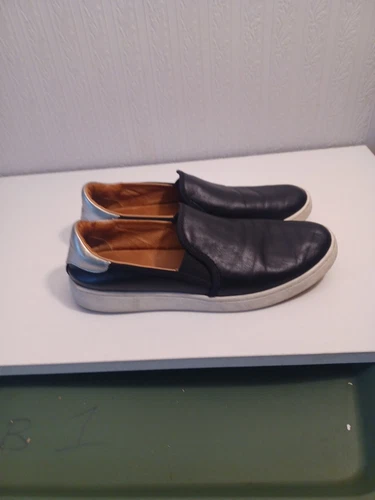 Scarpe mocassini slip on UGGS donna taglia 10 qualche usura