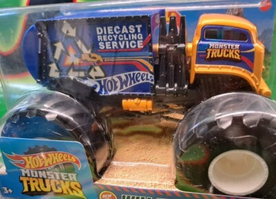 Hot Wheels Monster Trucks Garbage Truck Toy Will trash it all 1