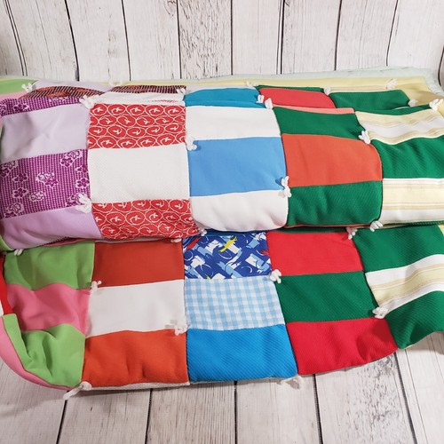 Vintage Quilt Retro Blocks 86”x70” Patchwork Polyester Handmade Comforter - Picture 8 of 9