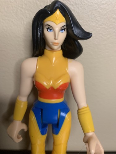 Figura usada Fisher Price DC League Wonder Woman posable 6 pulgadas - Imagen 3 de 5