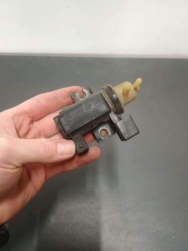 Org Opel Corsa D Magnetventil Unterdruckventil Magnet Unterdruck Ventil 55563534