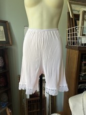 PINK PANTALOONS LOOSE FITTING PETTIPANTS LACE TRIM VINTAGE UNDERGARMENTS