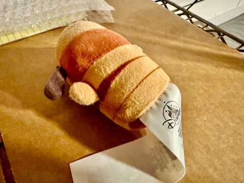 Disney Parks Munchlings Terrifying Treats Plüsch - Goofy - Mummy Hot Dog - Bild 8 von 8