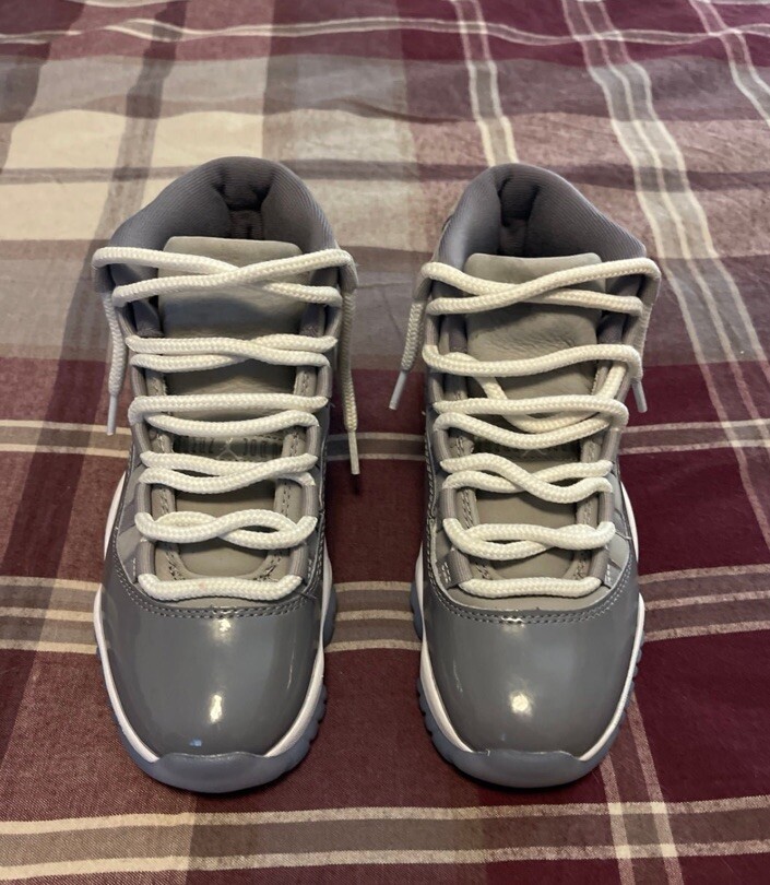 Nike Air Jordan 11 Retro GS \'Cool Grey\' 2021 Sneakers Youth Size 4.5Y Shoes Nike Air Jordan 11 Retro GS Size 4.5Y Medium Grey White Cool  main image 3