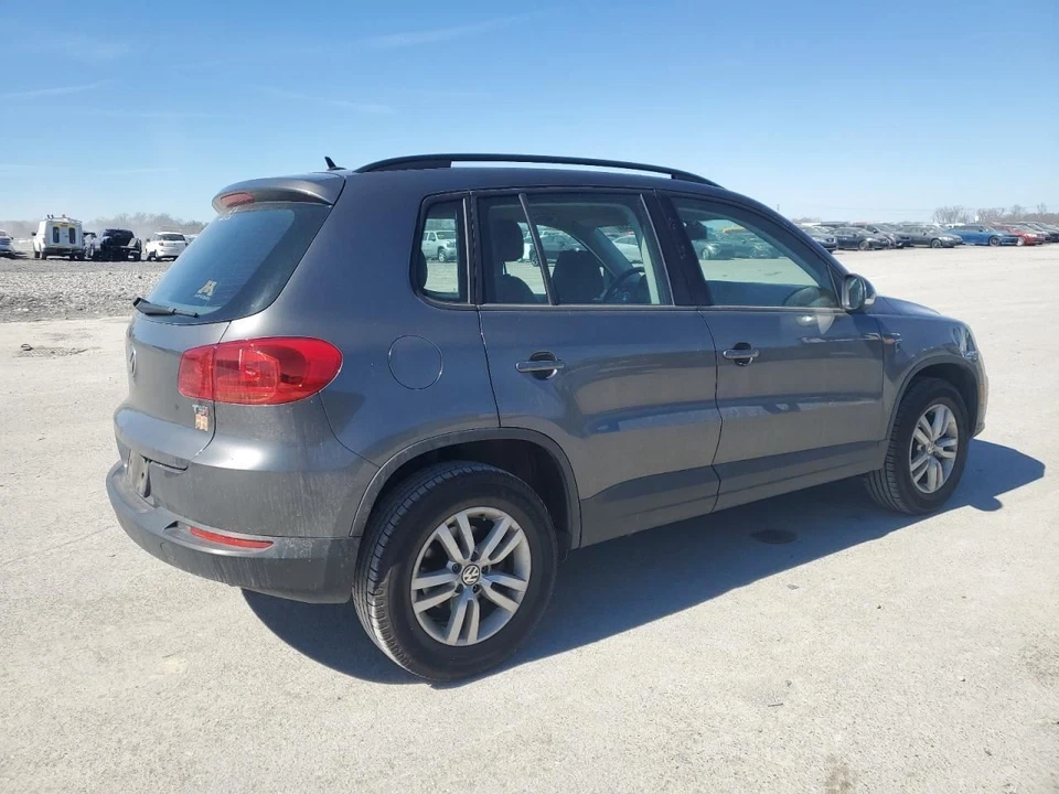 (LOCAL PICKUP ONLY) Passenger Right Front Door Electric Fits 09-17 TIGUAN 247252 - Image 4 of 4