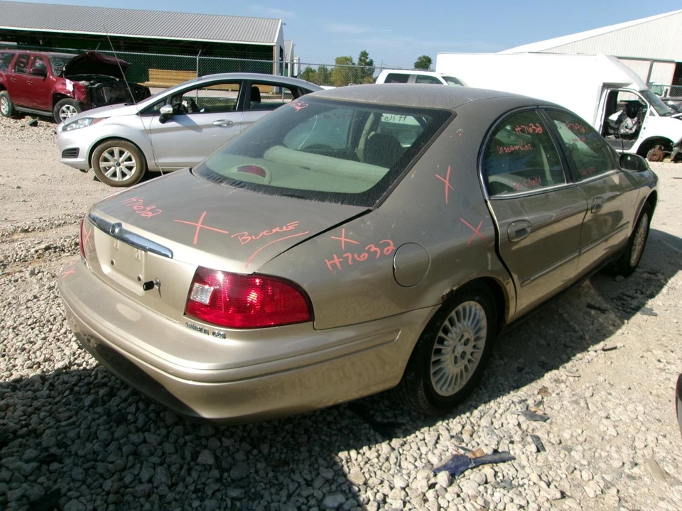 Conjunto de filtro de aire usado se adapta a: Mercury Sable 6-183 2001 3,0 L OHV grado A Foto 3 de 4
