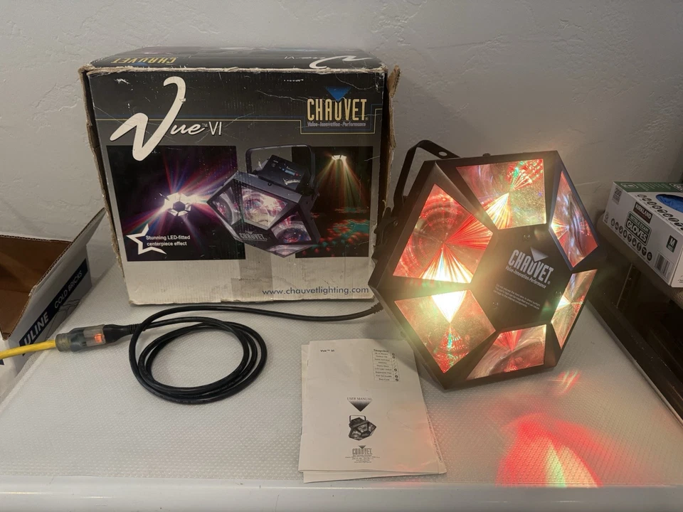 Chauvet DJ Vue VI 6 LED RGB DMX Centerpiece Moonflower Dance Color Strobe Beam - Image 3 of 4