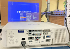 Hitachi CP-X8150 Projector