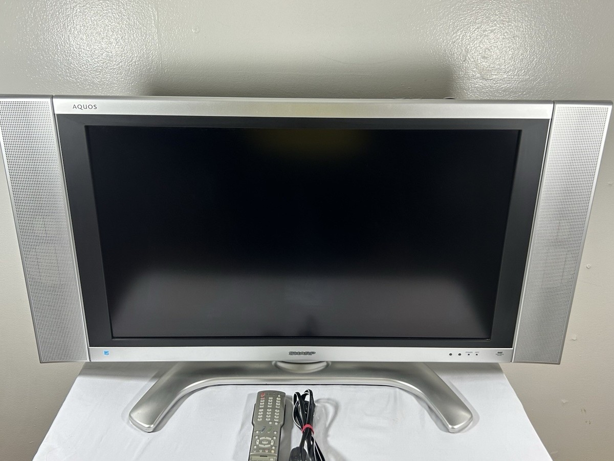SHARP AQUOS 32インチHDMI端子付き Vintage SHARP AQUOS LCD 32