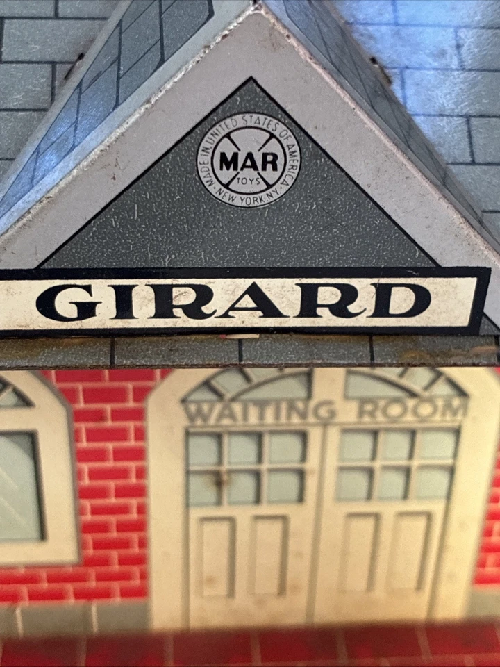MAR Toys Tin GIRARD Train Station-1930s Litho Tin Plate Railroad Building - Image 2 of 4