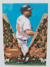 2000 Pacific Invincible #17 Albert Belle
