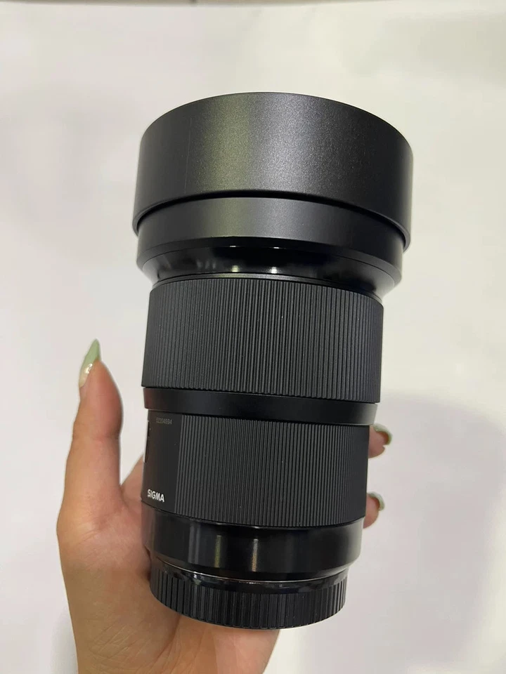 95%NEW Sigma 20mm f/1.4 DG HSM Art Lens for Canon EF - Image 2 of 4