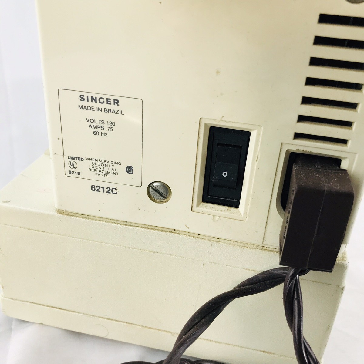 Vintage SINGER Heavy Duty Sewing Machine Model 6212C w/ Foot Pedal