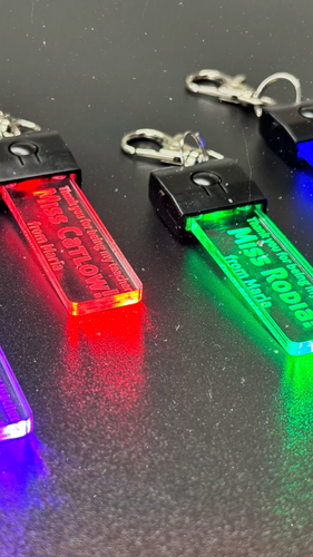Custom Personalised Keyring-LED Light-7 Colours-Keychain-Teacher-Student-School - Video 1 van 1