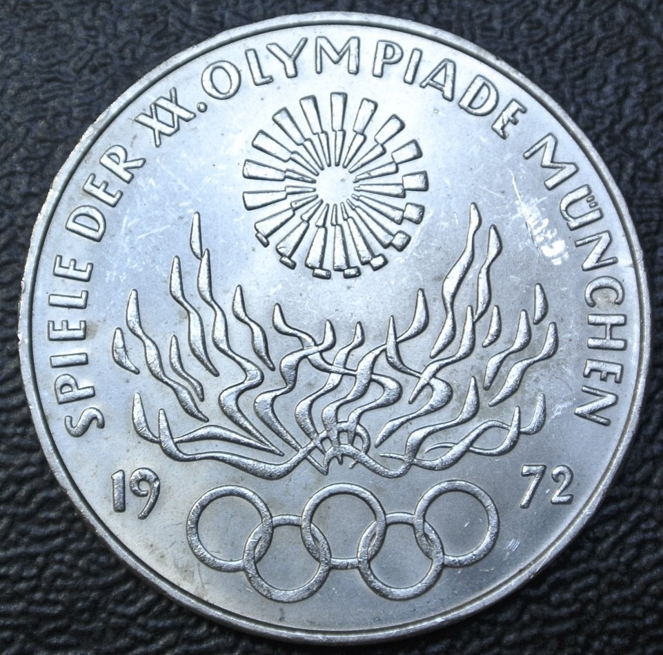 1972 D GERMANY - 10 DEUTSCHE MARK - .625 SILVER - Olympic