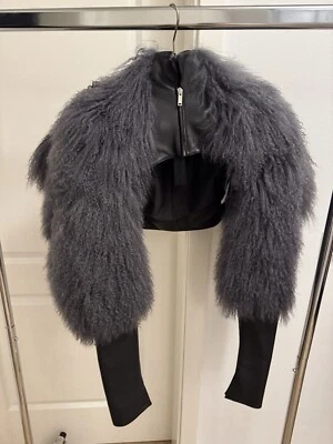 Gareth Pugh Olmar and Mirta kurze Jacke Lambskin - Agneau Tibetane IT40 - Bild 1 von 4