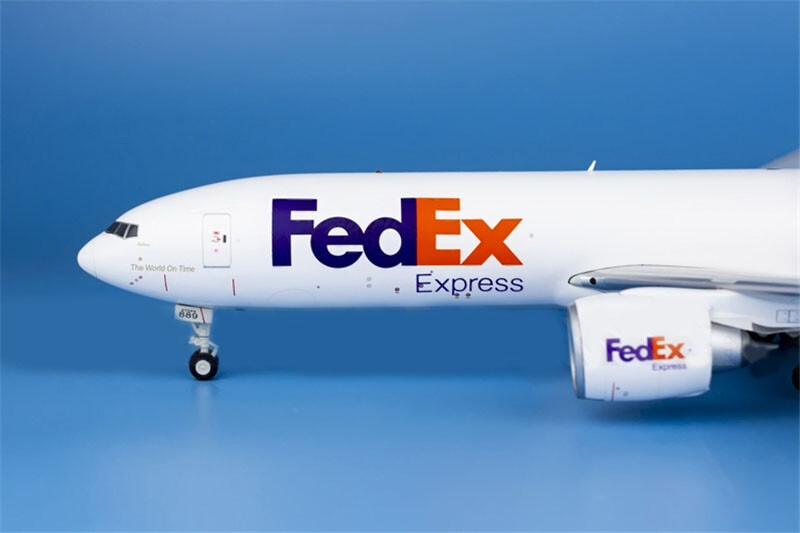 GeminiJets FOR FedEx Express For Boeing B777-200LRF N889FD 1