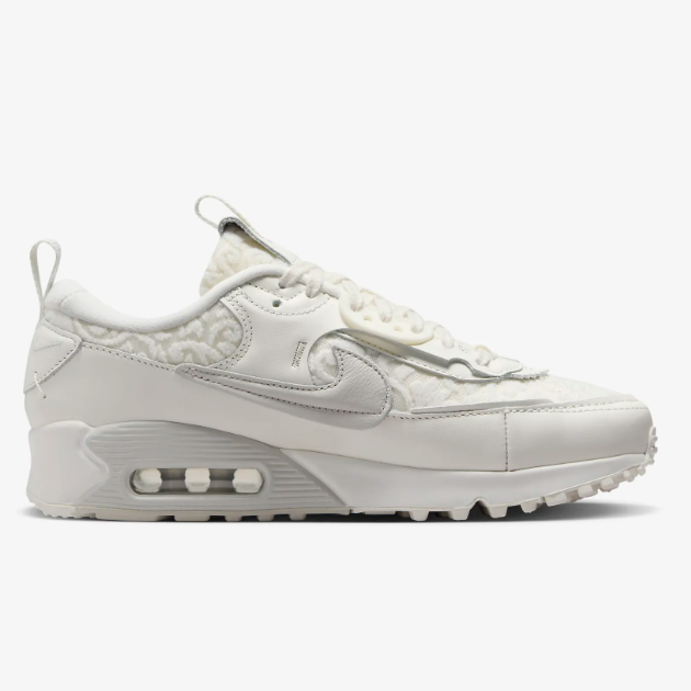 Nike Women's Air Max 90 Futura 