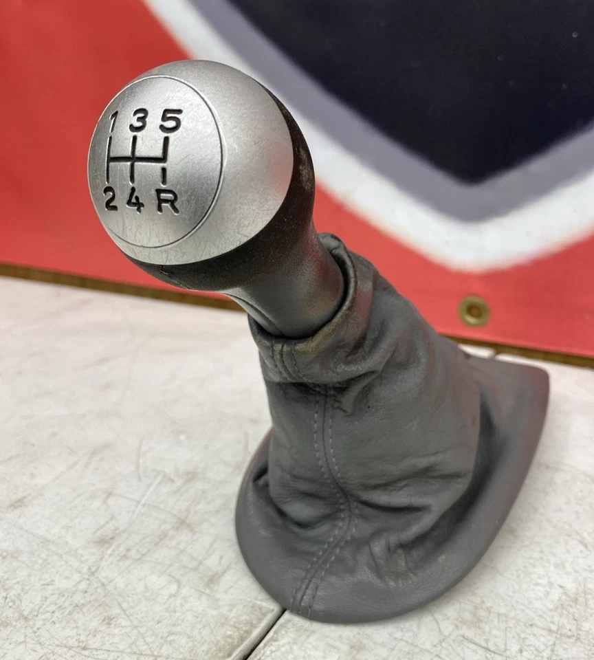 Porsche Boxster S 986 1997-2004 perilla de cambio de 5 velocidades perilla de metal rara 99655265501 Foto 3 de 4