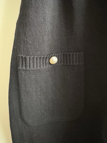 £3,250 Auth Chanel Black Knit Zip Dress, Chanel CC Pearl Buttons Dress, UK 14 - Picture 15 of 24
