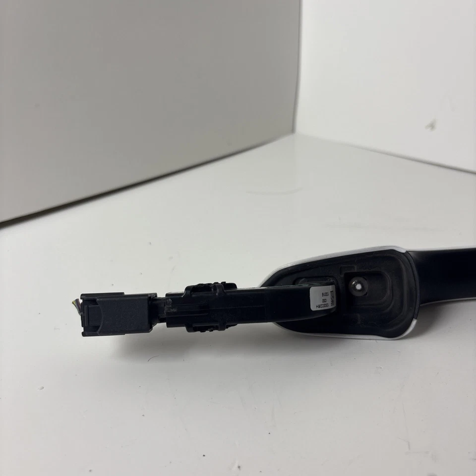 Ford Edge 2016 delantero izquierdo lado del conductor exterior puerta panel manija fabricante original Foto 4 de 4