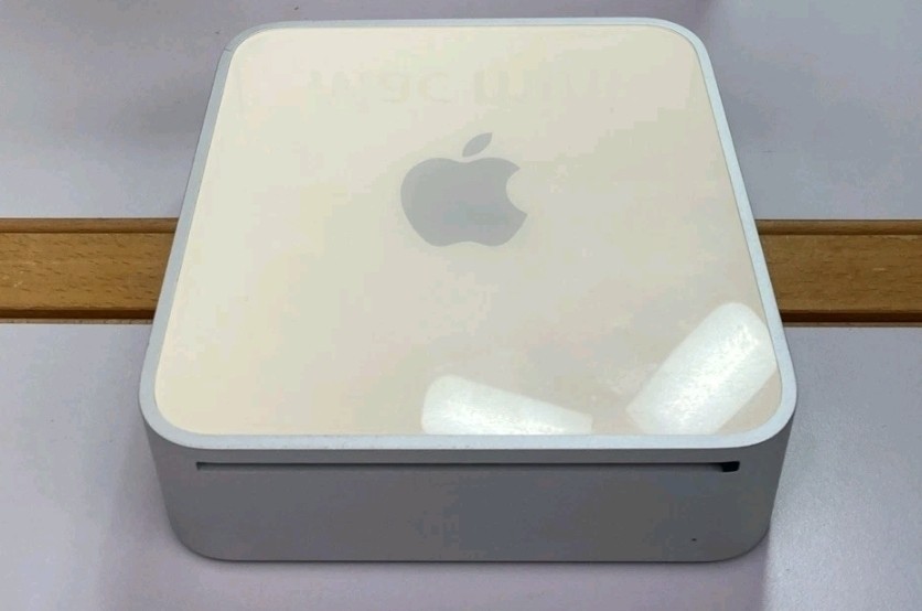 Apple MAC Mini 2,1 A1176 Core 2 Duo 1.83 GHz 1GB RAM 80GB 2006