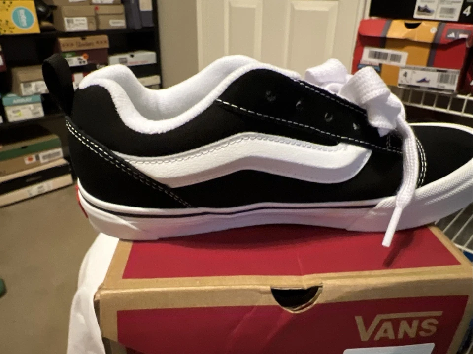 VANS Knu School Negro/Blanco Juvenil Talla 5 Foto 2 de 4