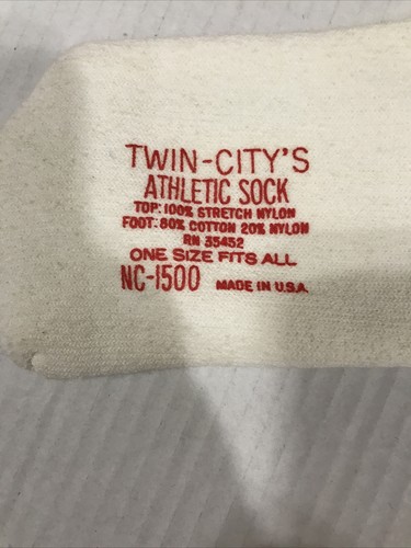 TWIN CITY’S SPORT SOCKS RED SIZE OS (2-BLK6-5) - Picture 2 of 4