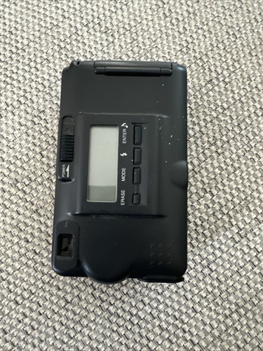FujiFilm DX-5 Digital Camera - Collectable - Picture 4 of 4