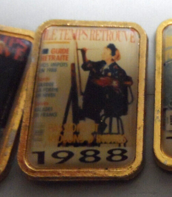 Pin's MAGAZIN LE TEMPS FINDET 1988 Kino Show Theater Werbekiefer