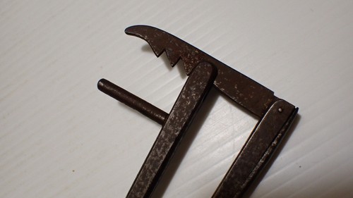Antique W H Hutchinson Surgical Instrument, Clamp, Medical Tool, Operating - Picture 7 of 11