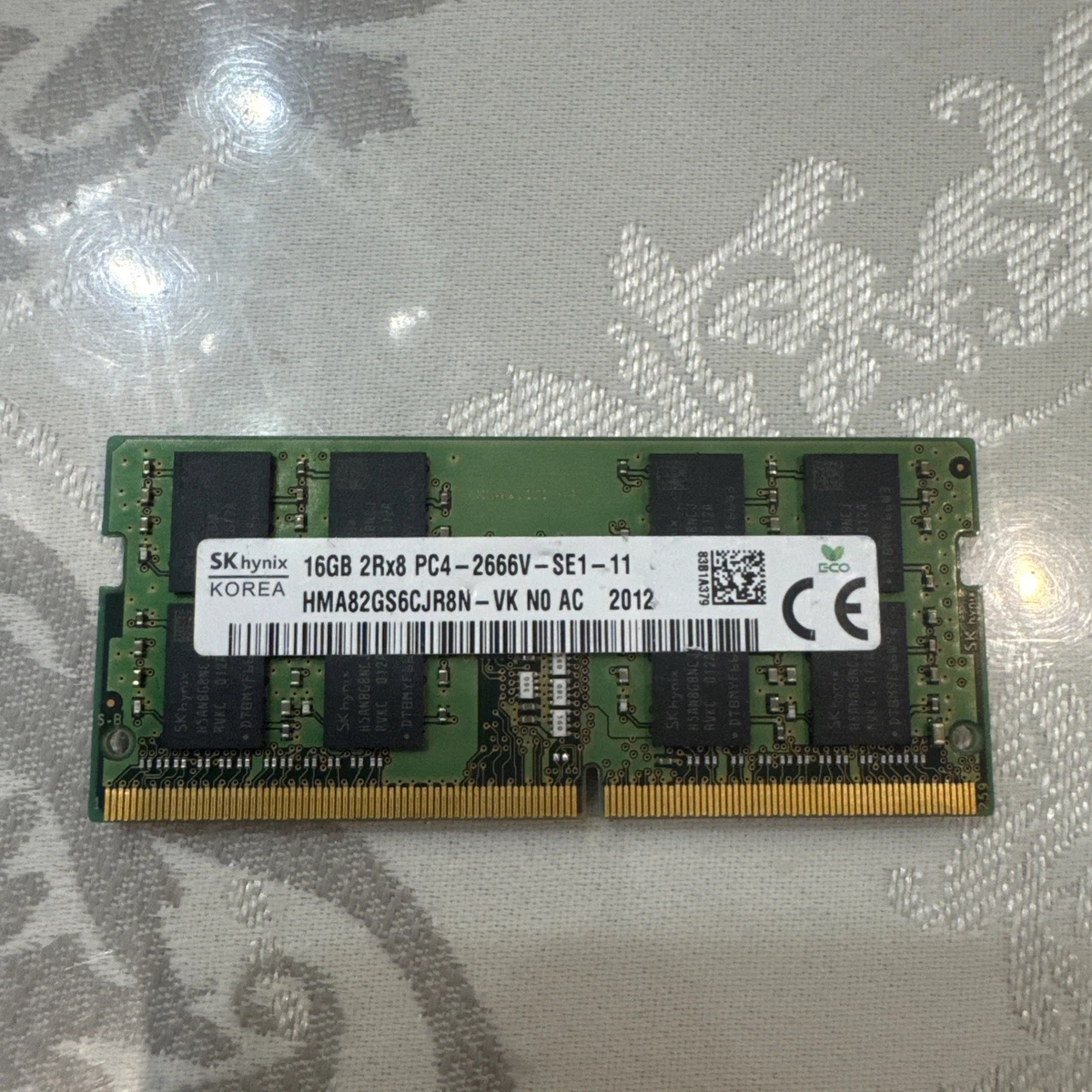 SK hynix Computer PC4-21300 (DDR4-2666) Bus Speed Memory (RAM) for