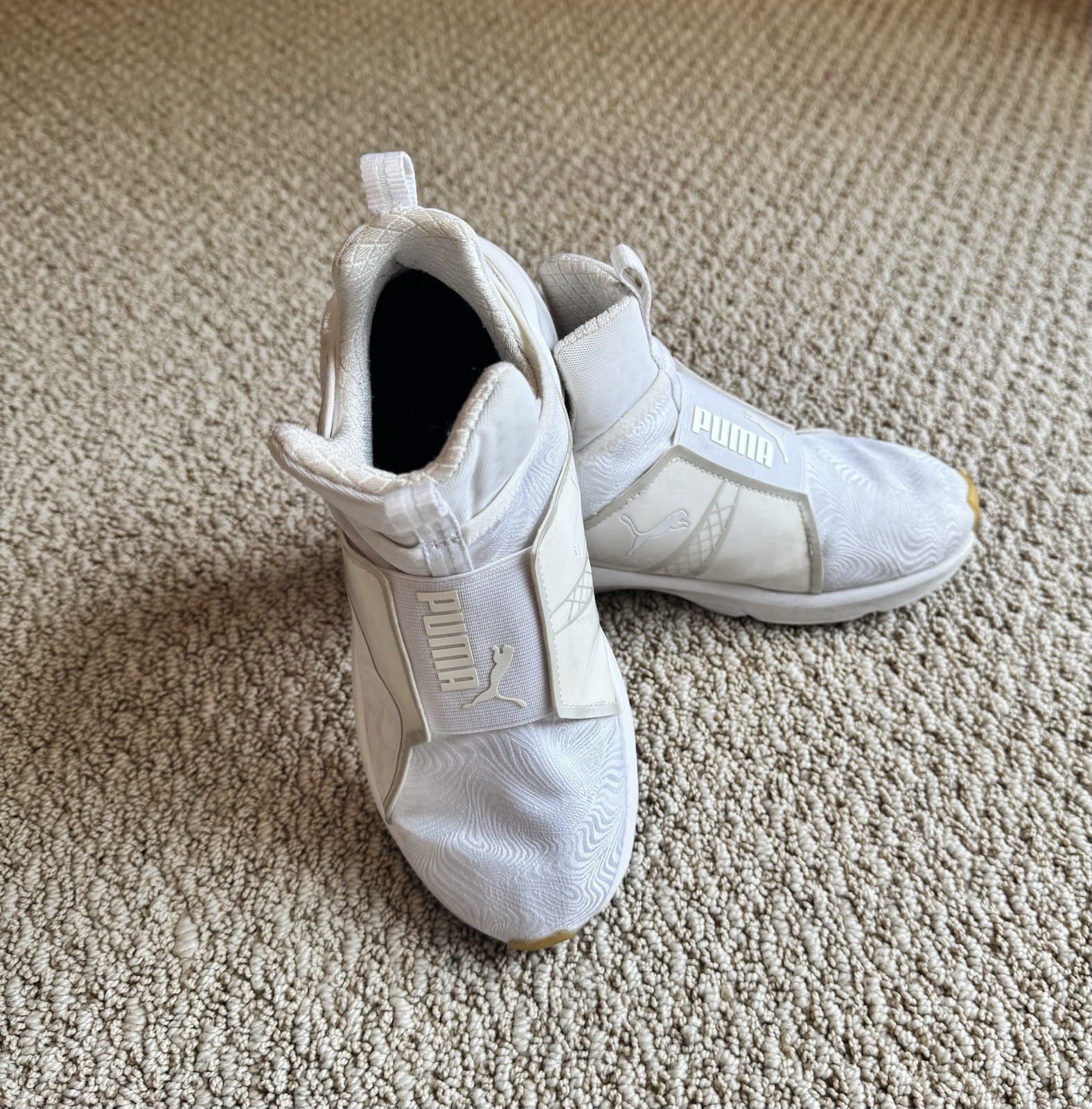 Puma/Rihanna  Fenty White Size 6 Women’s thumbnail 6