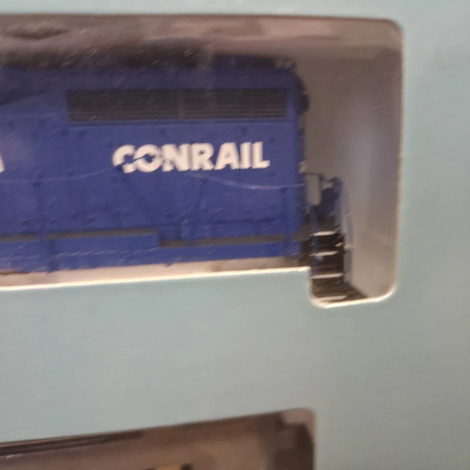 Life-Like HO Proto 2000 Locomotive #23113CR 2212 NIB - Image 4 of 4