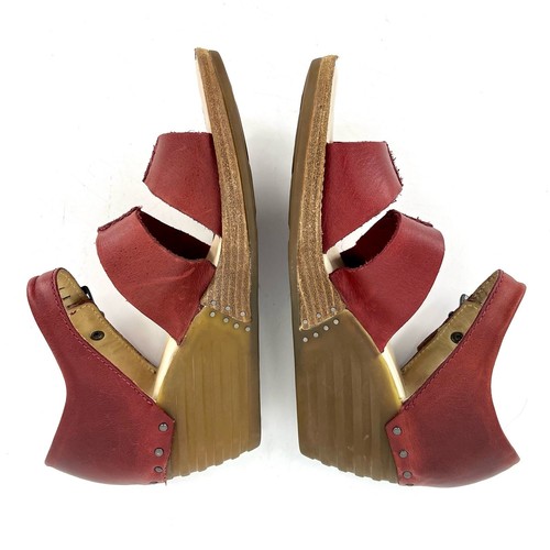 Dr Martens Sandale zwei Riemen offene Zehenpartie rot Keilabsatz Leder (5) - Bild 7 von 10