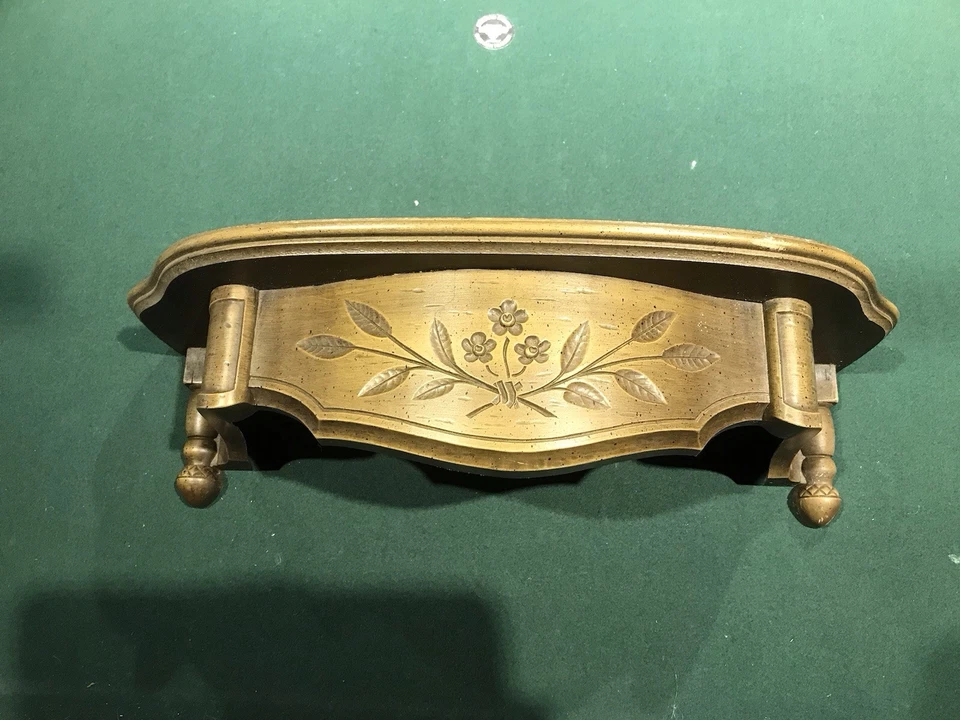 VTG ETHAN ALLEN AUTUMN GOLD 404 MIRROR & SHELF SET MIRROR IS 27 1/4 X 14 1/4” - Image 2 of 4