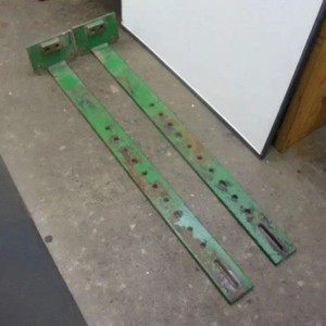 Used Stack Weight Bracket Pair fits John Deere 3020 4020 4050 4230 4440 AR58357