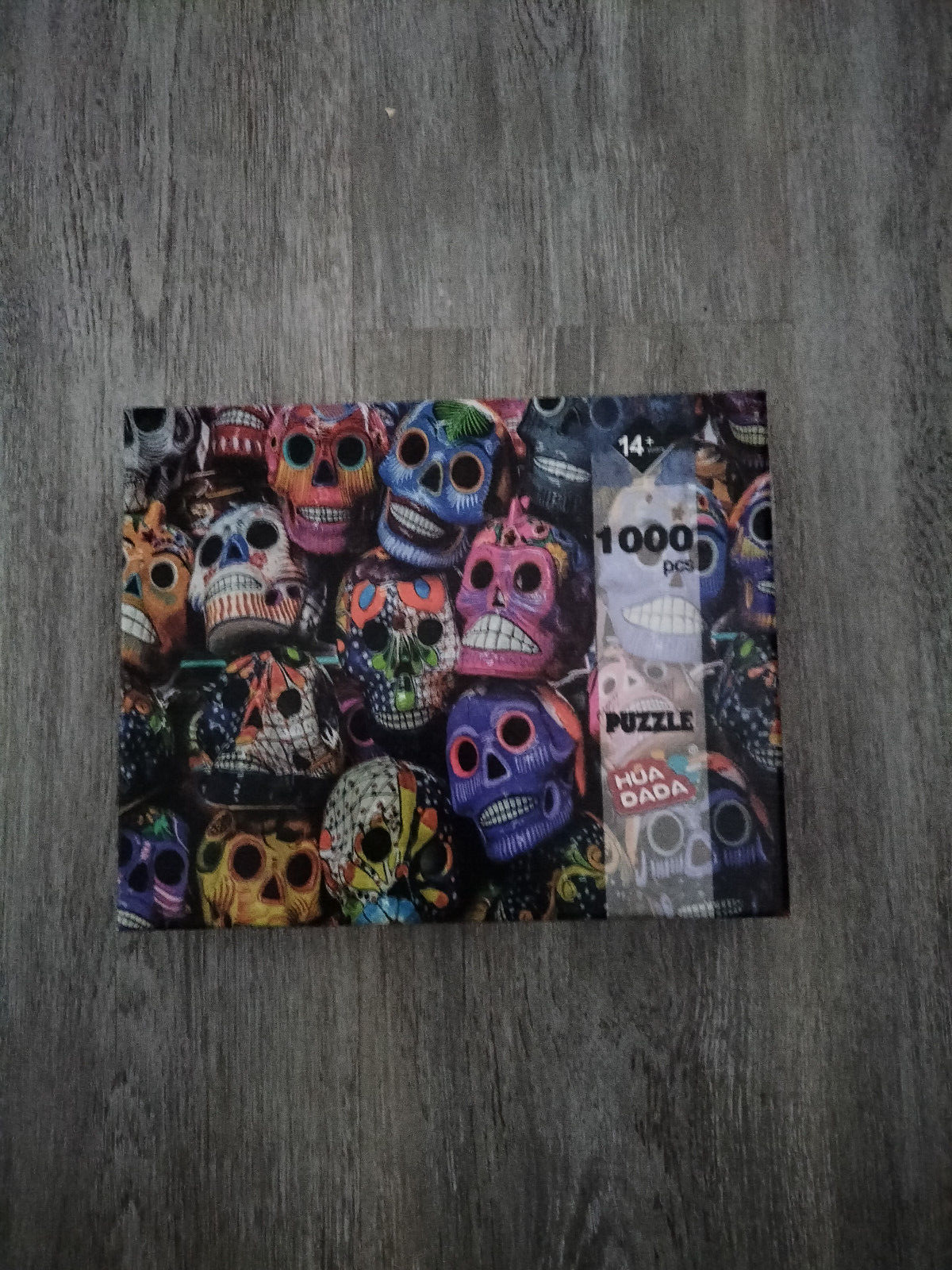 1000 Pieces Jigsaw Puzzle Colorful Skulls Hua Dada Pieces Counted