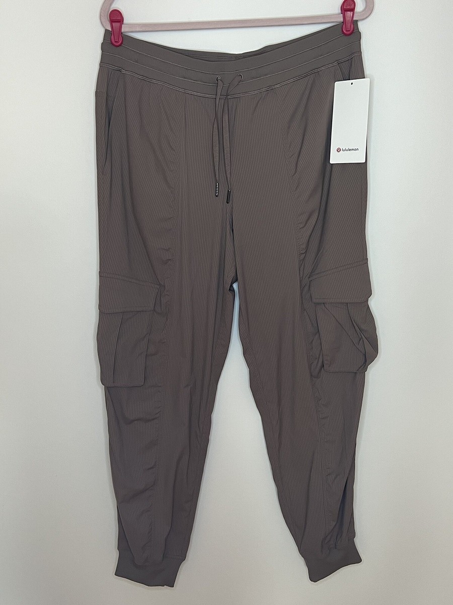 ヨガ・ピラティス lululemon Dance Studio Cargo Jogger Dance Studio Relaxed-Fit Mid-Rise Cargo Jogger | lululemon TH