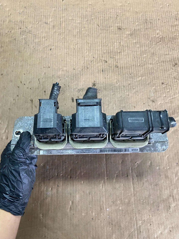 Ford Expedition 2010 2011 módulo de computadora de motor de 5,4 L ECM ECU OEM P6166 DG Foto 2 de 4