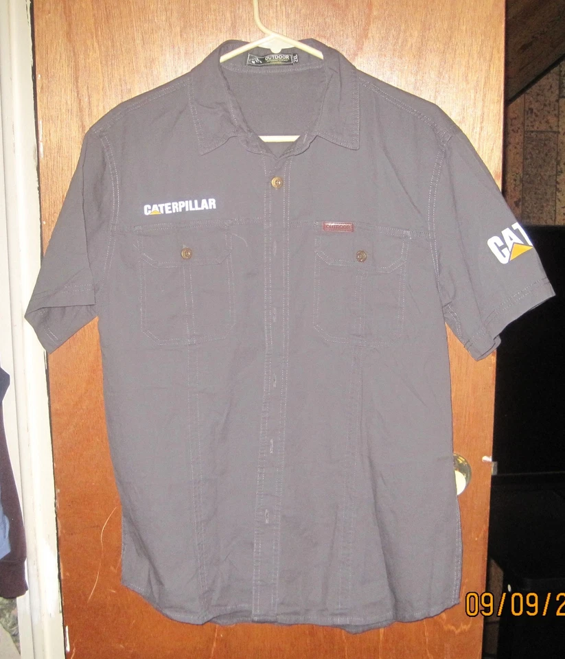 BRAND NEW OUTDOOR CATERPILLAR CARGO SHIRT GREY 2XL - Image 2 of 4