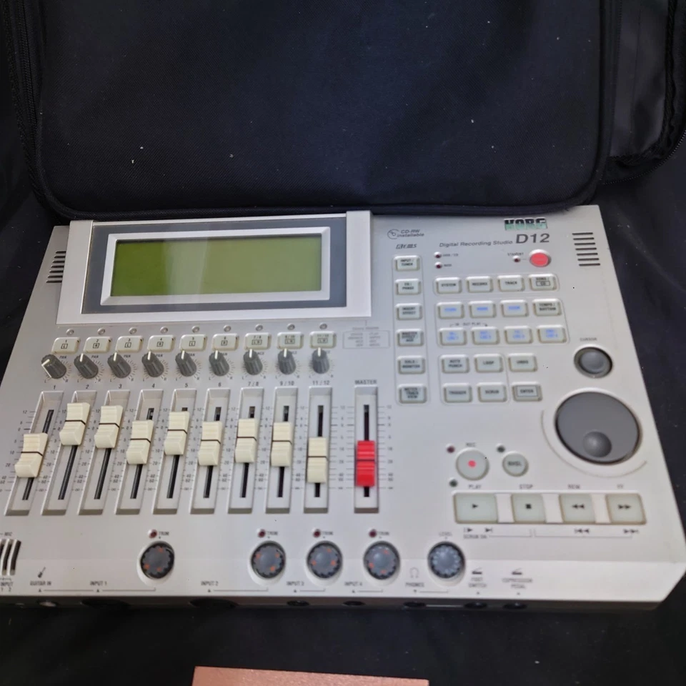 KORG D12 Digital Recording Studio Multitrack Recorder with Carry Bag Tested - Image 3 of 4
