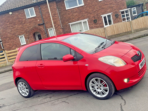 toyota yaris SR d4d - Picture 4 of 16