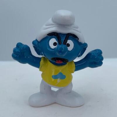 Smurfs 20401 Snappy Smurfling Smurf Yellow Shirt Vtg Figure