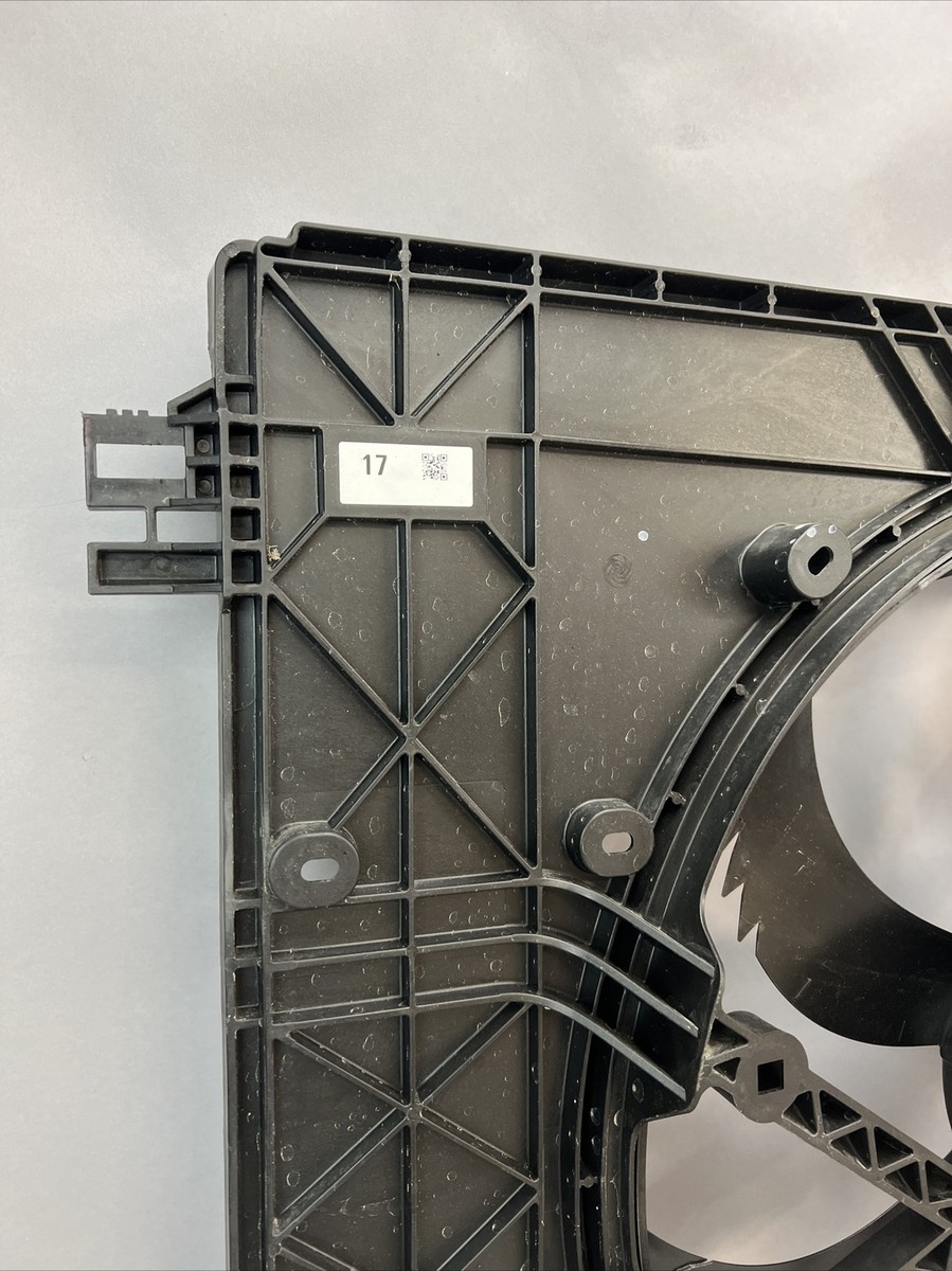 カロンページ Toyota Highlander 2020-2023 Radiator Cooling Fan Assembly 16363