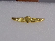 USMC RECON JUMP WINGS MEASURES 2 7/8TH'S INCHES ( GOLD )